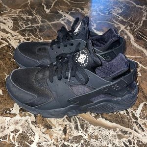Nike Air Huarache Triple Black Mens Shoes Size 8